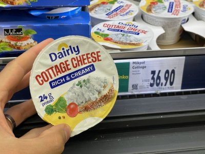 Cottage sýr v supermarketu
