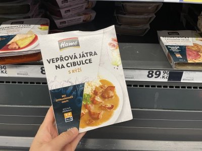 Vepřová játra na cibulce v supermarketu