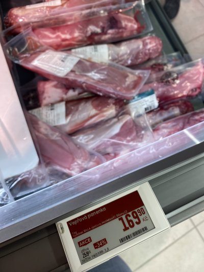 Maso v supermarketu