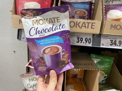 Instantní kakaový nápoj v supermarketu