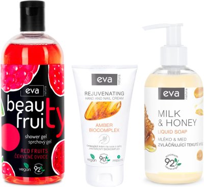 Tři balení produktů péče o tělo