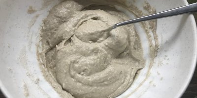 Kvásek, mouka a voda – to všechno smíchejte dohromady a nechte několik hodin pracovat