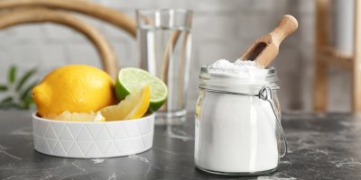 Citrusy a jedlá soda