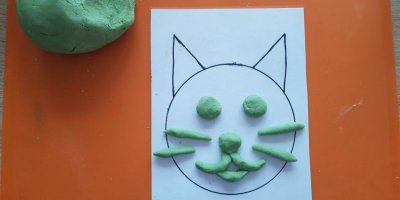 S modelínou můžeme například dotvářet jednotlivé obrázky