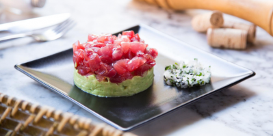 Tatarák z tuňáka a avokáda