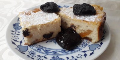 Mokrá tvarohová buchta s krupičkou