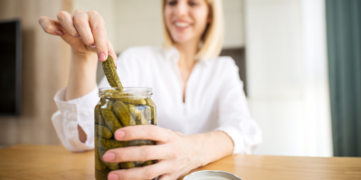 Kyselé okurky mají nízkou kalorickou hodnotu, takže si jich můžete dopřát velké množství