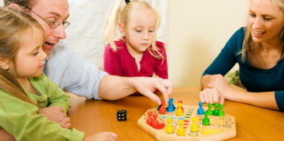 Zatímco děti chtějí spíše hračky technologické, u rodičů stoupá zájem o hračky tradiční