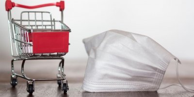 Pandemická opatření ztěžují nejen nakupování, ale i případné reklamace zboží
