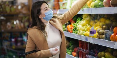 Vánoční otevírací doba v obchodech 2020: Jak bude otevřeno na Štědrý den, mezi svátky a na Silvestra?