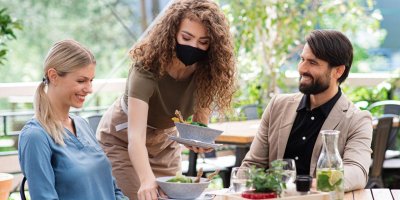 Sníží stravenkový paušál návštěvnost restaurací? Názory jsou různé