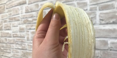 Ideální slupka na banánové trhané „maso“. Dali byste si?