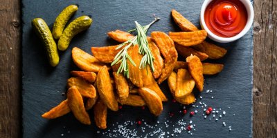 Brambory lze připravit na mnoho způsobů.