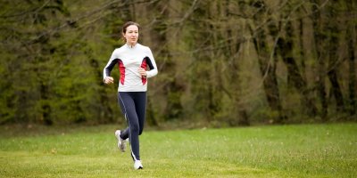 Cvičení venku je mnohem zábavnější než doma.