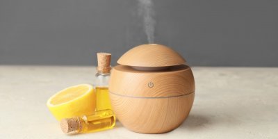 Difuzér je jednou z cest, jak využít sílu esenciálních olejů.