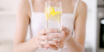 Nezapomínejte na pitný režim.