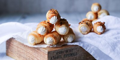 Kremrole s tvarohovým krémem.