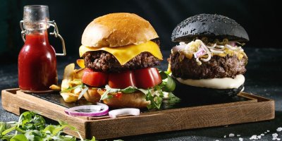 Skvělé burgery si připravíte i doma. 