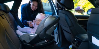 Nesprávný model autosedačky nemusí dítě při nehodě ochránit. 