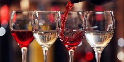 Máte raději červené, nebo bílé víno?