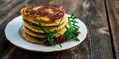 Banánové lívance si oblíbí i děti.