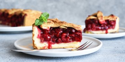 Kousek třešňového koláče