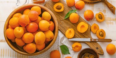 Samosběry meruněk jsou u nás velice oblíbené, letos jich nejvíce probíhá v Jihomoravském kraji.