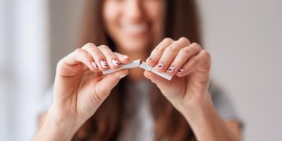 Přestaňte kouřit. Právě aktivní i pasivní kouření se velkou měrou podepisuje na vzniku infarktu myokardu