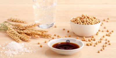 Aby měla sójová omáčka svou pravou chuť, musí být vyrobená poctivě