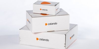 Hromada krabic e-shopu Zalando