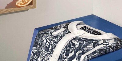 Černobílé tričko značky Salvatore Ferragamo