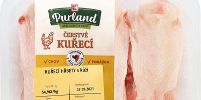 Balení kuřecích hřbetů s kůží z Kauflandu 