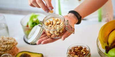 Kešu ořechy v misce