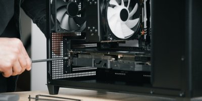 Čištění vnitřku počítače