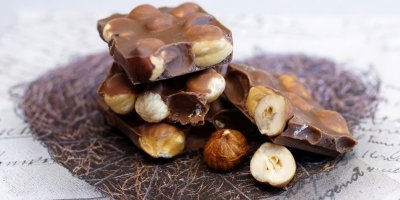 Čokoláda s oříšky