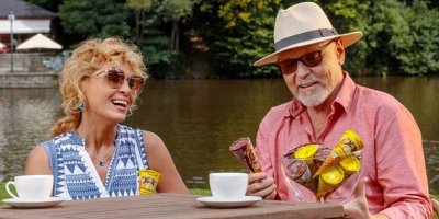 Marek Vašut a zástupkyně zmrzlinárny Pinko