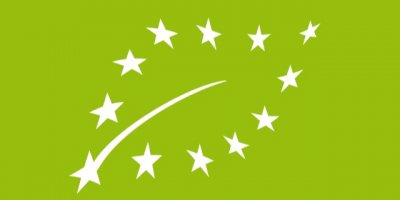 Evropská značka BIO kvality – z bílých hvězdiček vytvořený lístek na zeleném podkladu