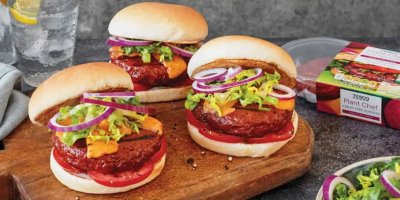 Vegetariánské burgery od značky Plant Chef patřící pod značku Tesco