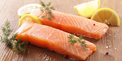 Syrový filet z lososa a citron