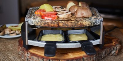 Rakletovací gril se sýrem a zeleninou