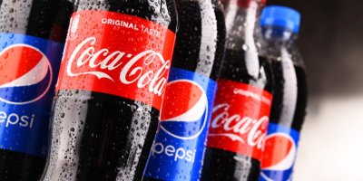 Pepsi a Coca-Cola v plastových lahvích