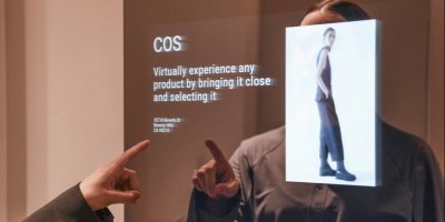 Chytré zrcadlo v H&M