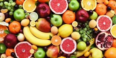 Velké množství různých druhů ovoce