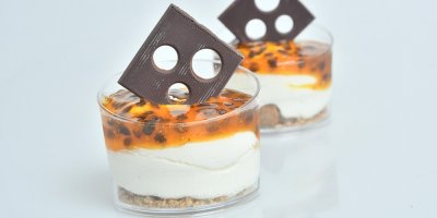 Dezert s marakujou a čokoládou