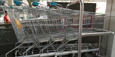 Čtyři vozíky za sebou