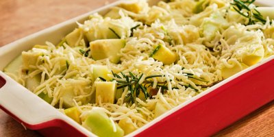 Pečicí mísa s patizonem a sýrem