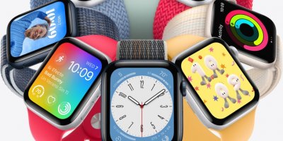Několik hodinek Apple watch
