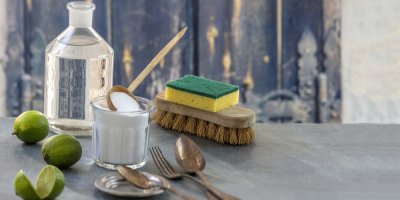 Ekologické přírodní čističe: Jedlá soda, citron a hadřík