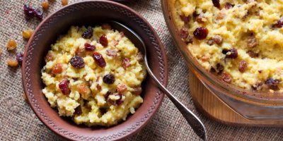 Jáhlová kaše v misce