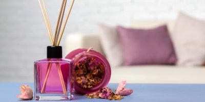 Difuzér s okvětními lísky